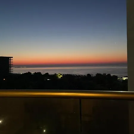White Apartmans Apartment Mamaia