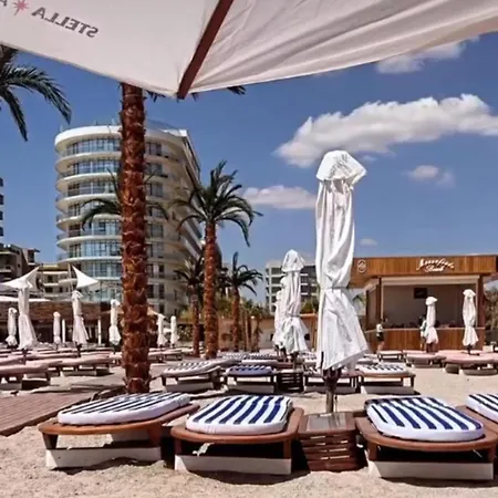 Apartment White Apartmans Mamaia
